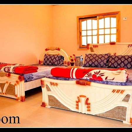 Palm Valley Hotel Sukkur Екстериор снимка