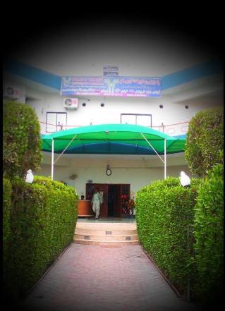 Palm Valley Hotel Sukkur Екстериор снимка
